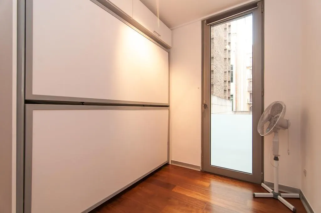 Apartment Travessera De Gracia Barcelona Spain