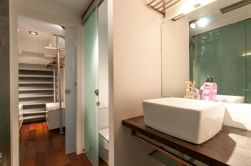 Apartment Travessera De Gracia Barcelona