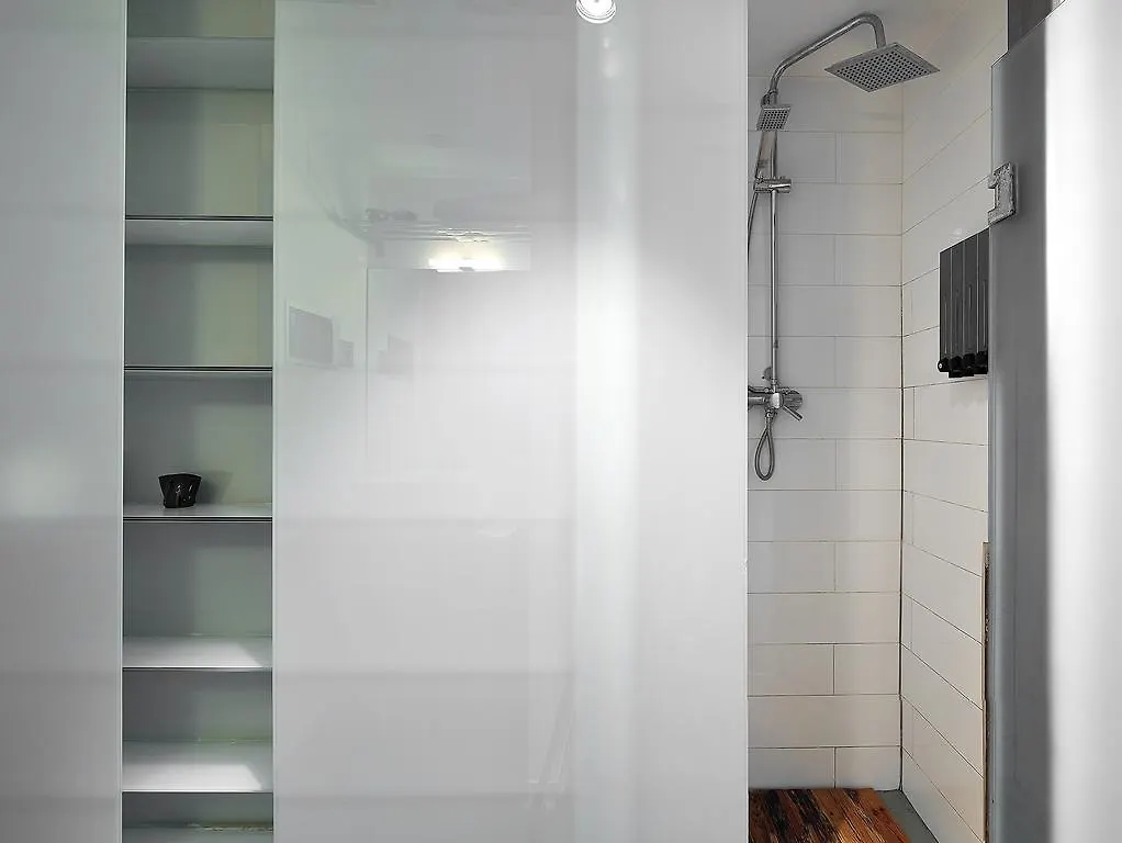 Apartment Travessera De Gracia Barcelona Spain