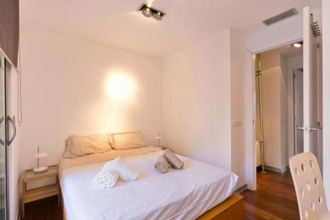 Apartment Travessera De Gracia Barcelona